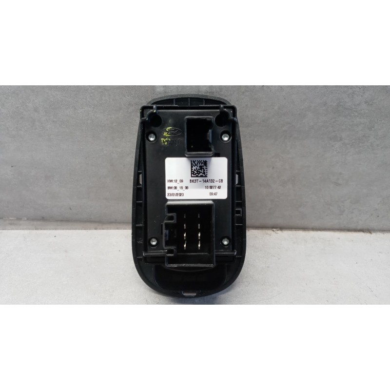 FORD van INTERRUTTORI E PULSANTI ALZAVETRI FORD van Transit 2019> usato