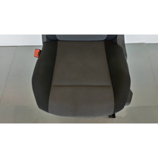 FRONT SEATS OPEL van Combo E 2018> used