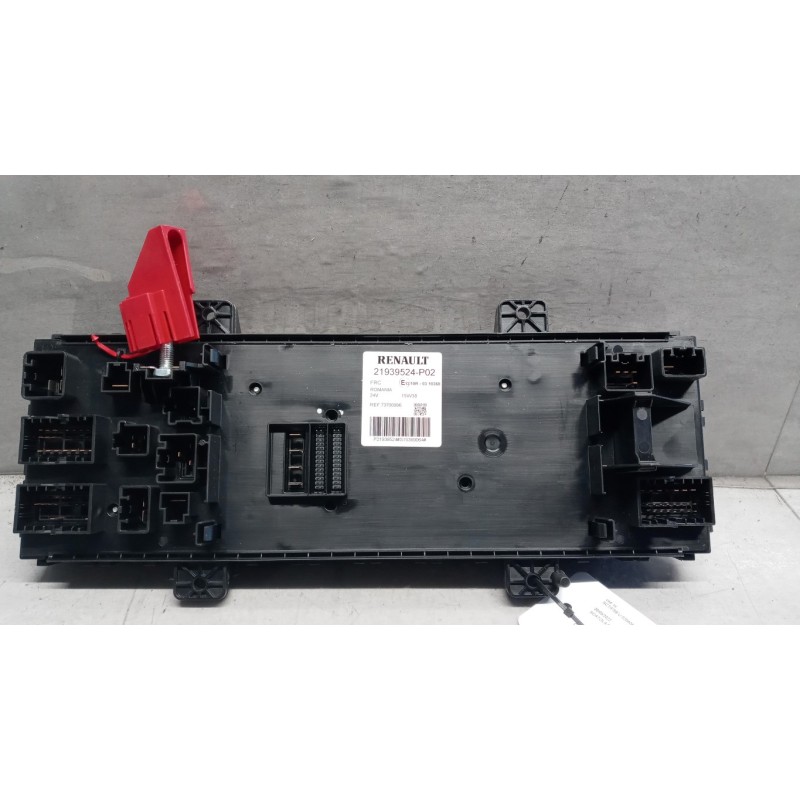 RENAULT truck FUSE BOX RENAULT truck T 2014> used