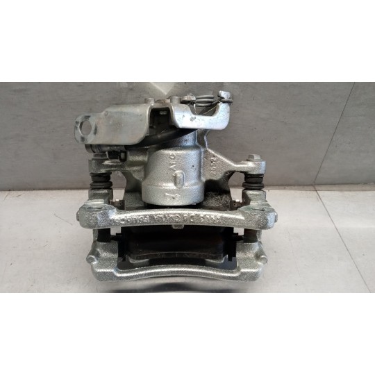 PINZA POSTERIORE DESTRA FORD van Transit 2019> usato