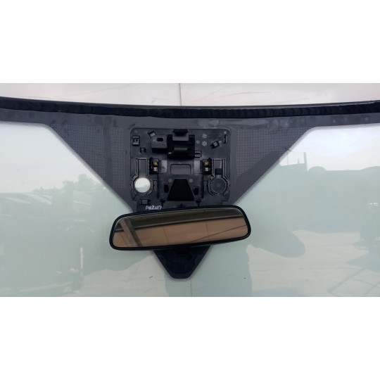 FRONT WINDSHIELD FORD van Transit 2019> used