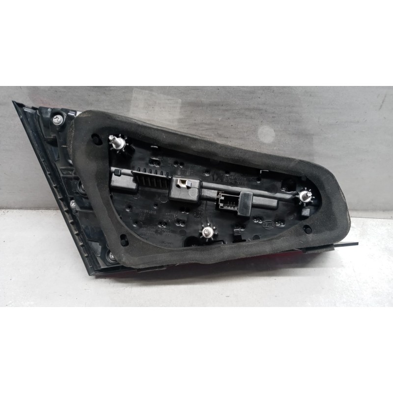 AUDI FARO POST INTERNO LED DESTRO AUDI A3 Sportback 2016> usato