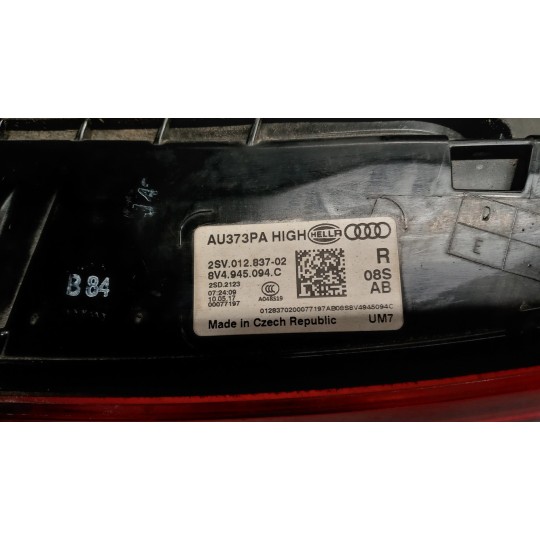 FARO POST INTERNO LED DESTRO AUDI A3 Sportback 2016> usato