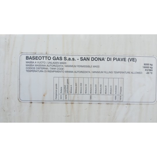 CISTERNA DAF LF usato