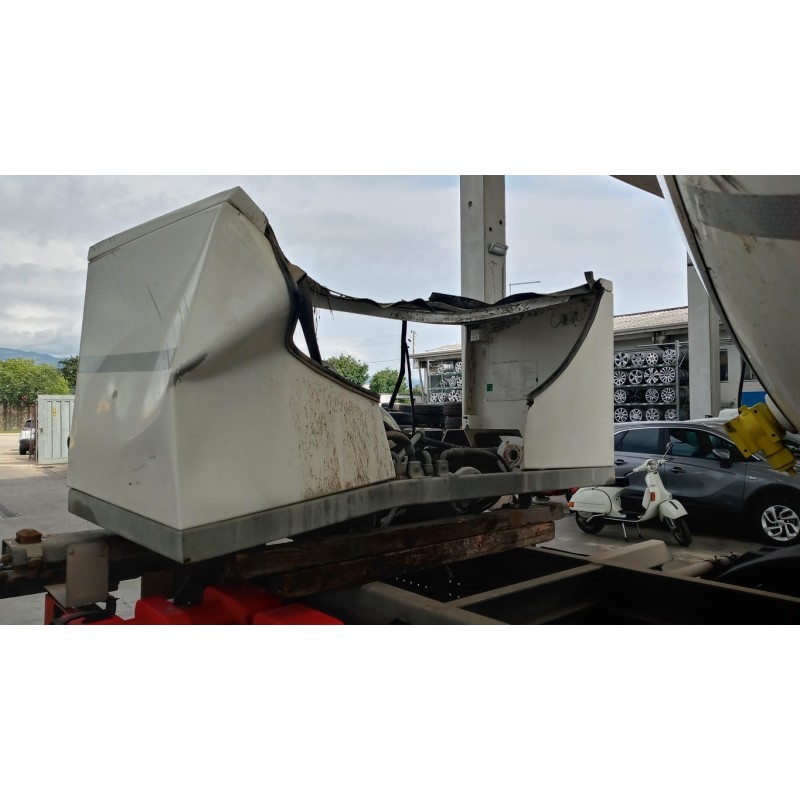 DAF CISTERNA DAF LF usato