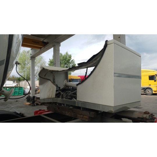 CISTERNA DAF LF usato