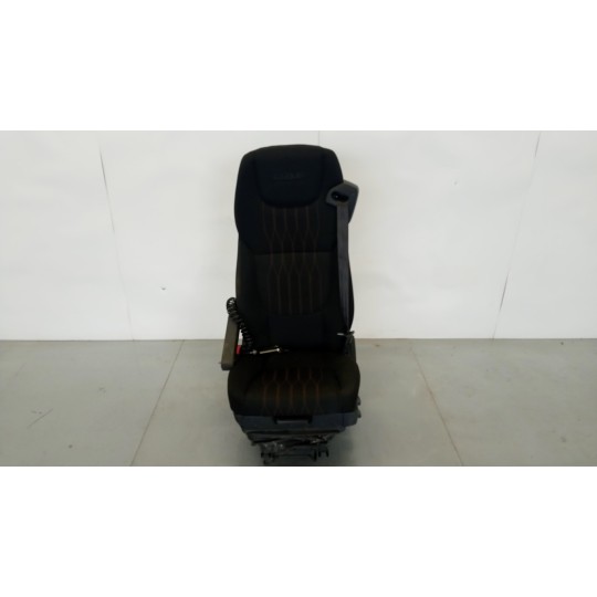 FRONT SEATS DAF LF used