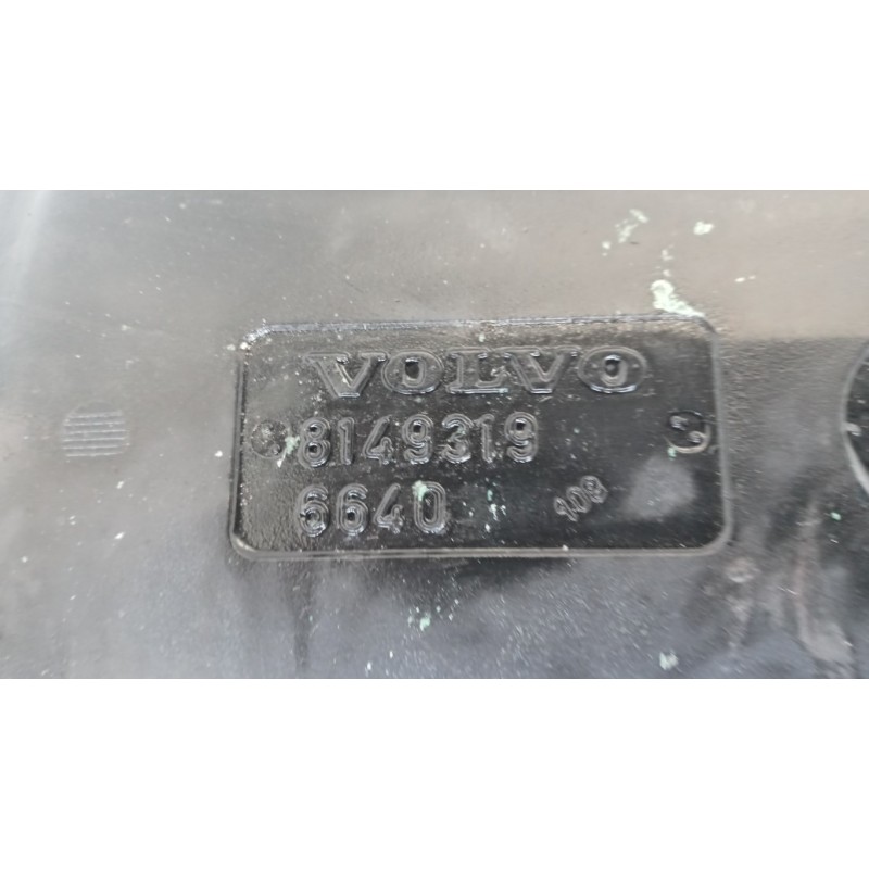 VOLVO truck SCATOLA FILTRO VOLVO truck FM 7 usato