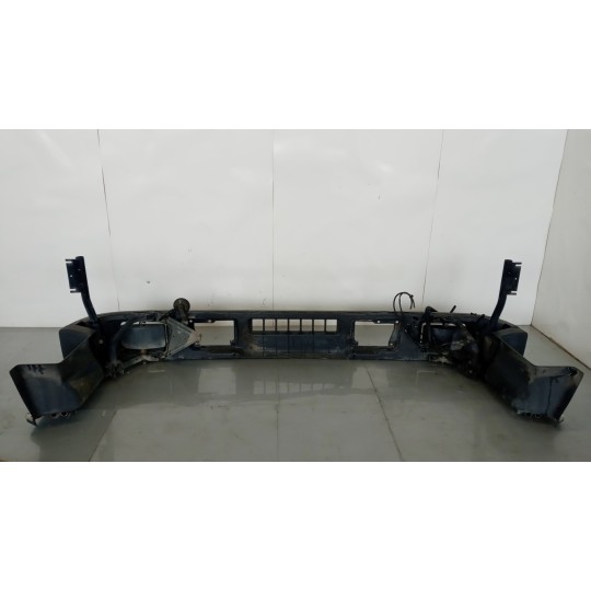 PARAURTI ANTERIORE VOLVO truck FM 7 usato