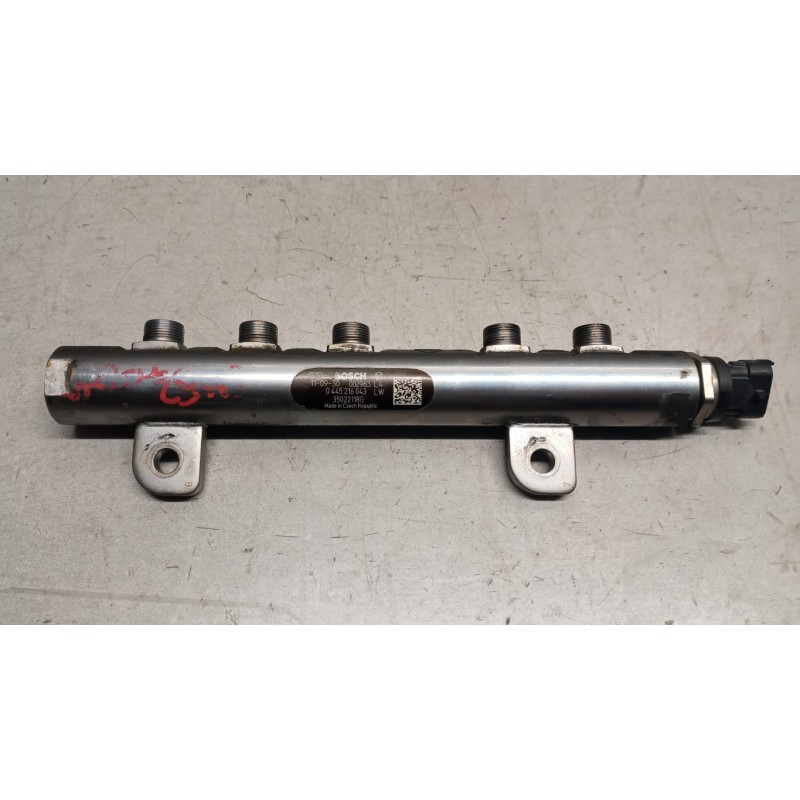 LANCIA RIPARTITORE RAIL DEL CARBURANTE LANCIA Thema 2011>2014 usato