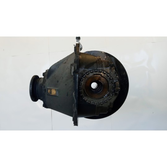 GRUPPO DIFFERENZIALE POSTERIORE VOLVO truck FM 7 usato