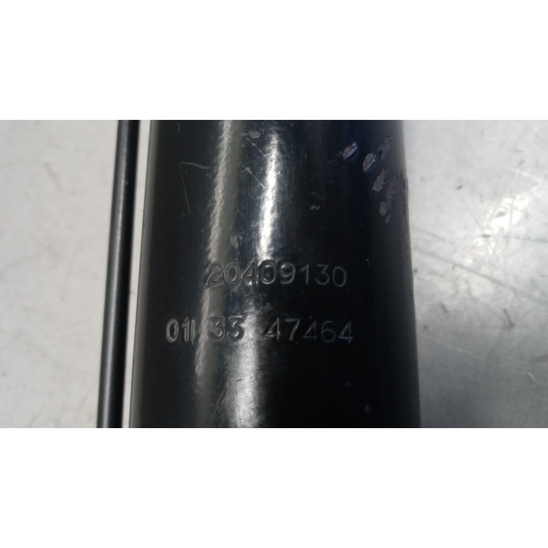 VOLVO truck CAB LIFT PISTON  VOLVO truck FM 7 used