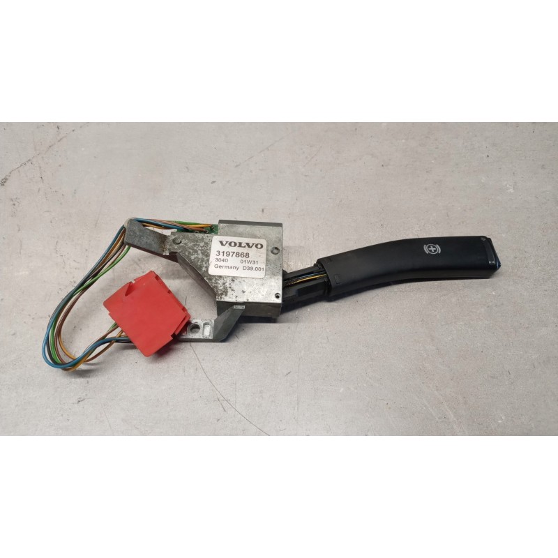 VOLVO truck VARIOUS SWITCHES AND BUTTONS C  VOLVO truck FM 7 used