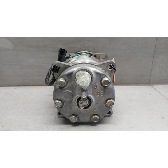 AIR CONDITIONER COMPRESSOR DAF LF used