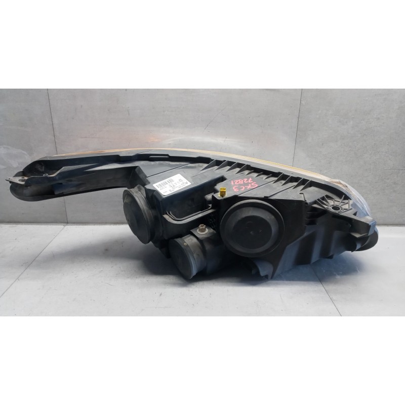 CITROEN FRONT LEFT FLASHLIGHT  CITROEN C3 Picasso 2008> used