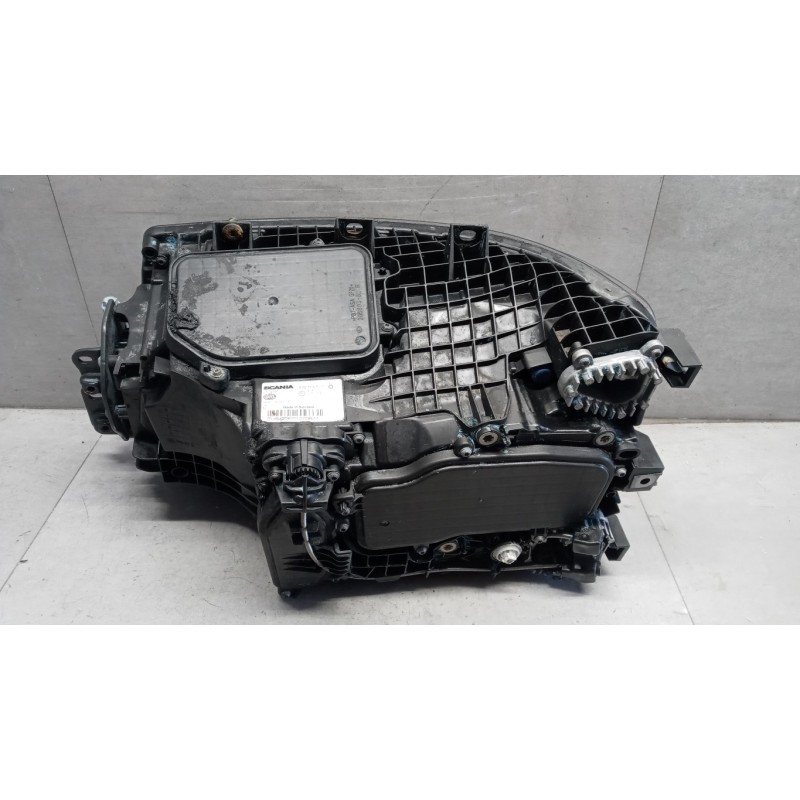 SCANIA FARO ANT LED DESTRO SCANIA Serie G 2016> usato