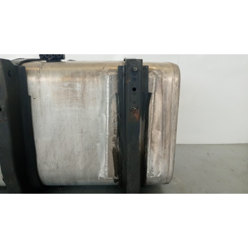 SCANIA SERBATOIO CARBURANTE SCANIA Serie R 2005> usato