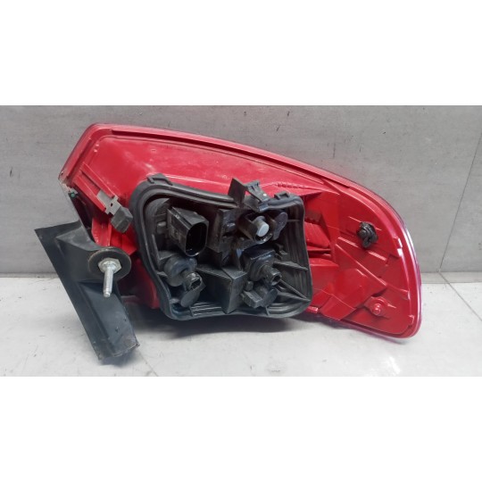 FARO POSTERIORE ESTERNO DESTRO AUDI A3 Sportback 2008>2012 usato