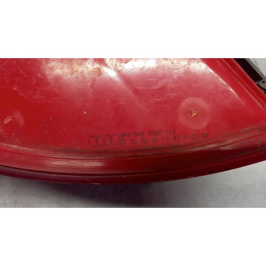 FARO POSTERIORE ESTERNO DESTRO AUDI A3 Sportback 2008>2012 usato