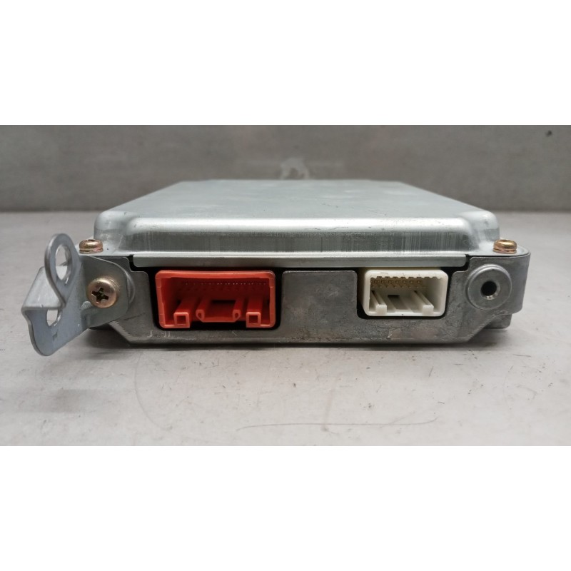TOYOTA VARIOUS CONTROL UNITS  TOYOTA Prius 2004>2008 used