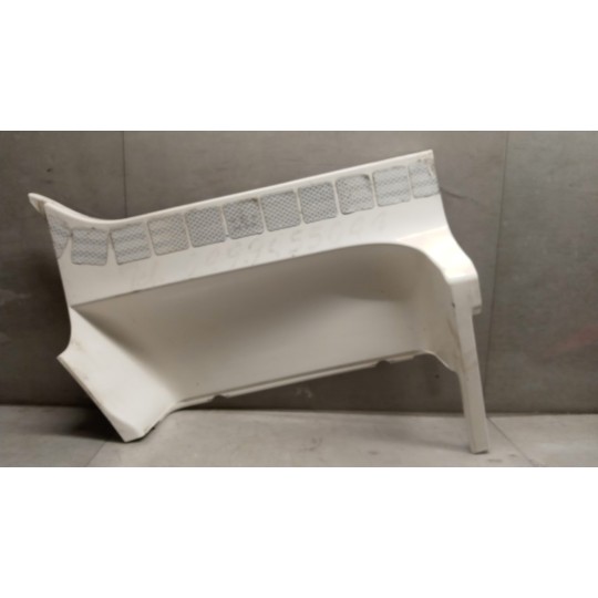 PLASTICHE ESTERNE VARIE SCANIA Serie R 2005> usato