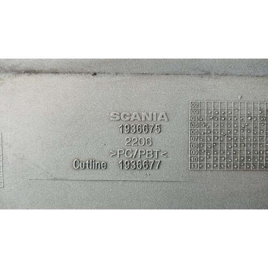 RIGHT HEADLIGHT SEAT SCANIA Serie R 2005> used