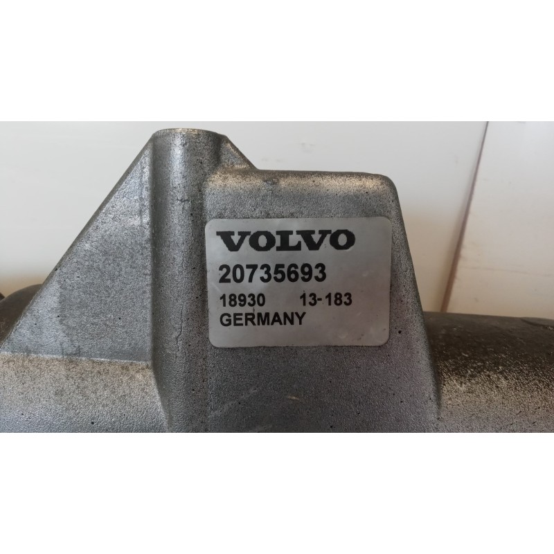 VOLVO truck RADIATORE INTERCOOLERS VOLVO truck FM 7 usato