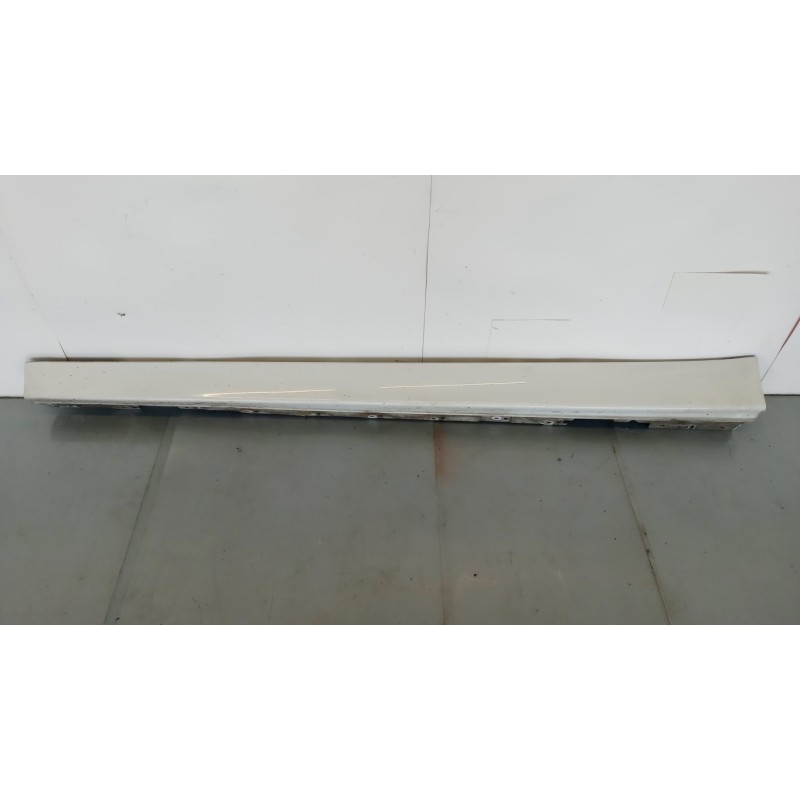 BMW MINIGONNA SINISTRA BMW Serie 3 (F31) SW 2011> usato