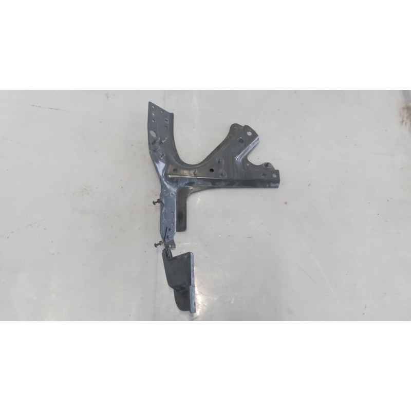 SCANIA SUPPORTO PEDANA SX SCANIA Serie G 2016> usato