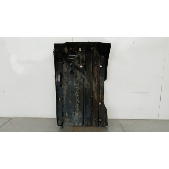 RIPARAFANGO ANTERIORE PARTE POSTERIORE SX SCANIA Serie G 2016> usato