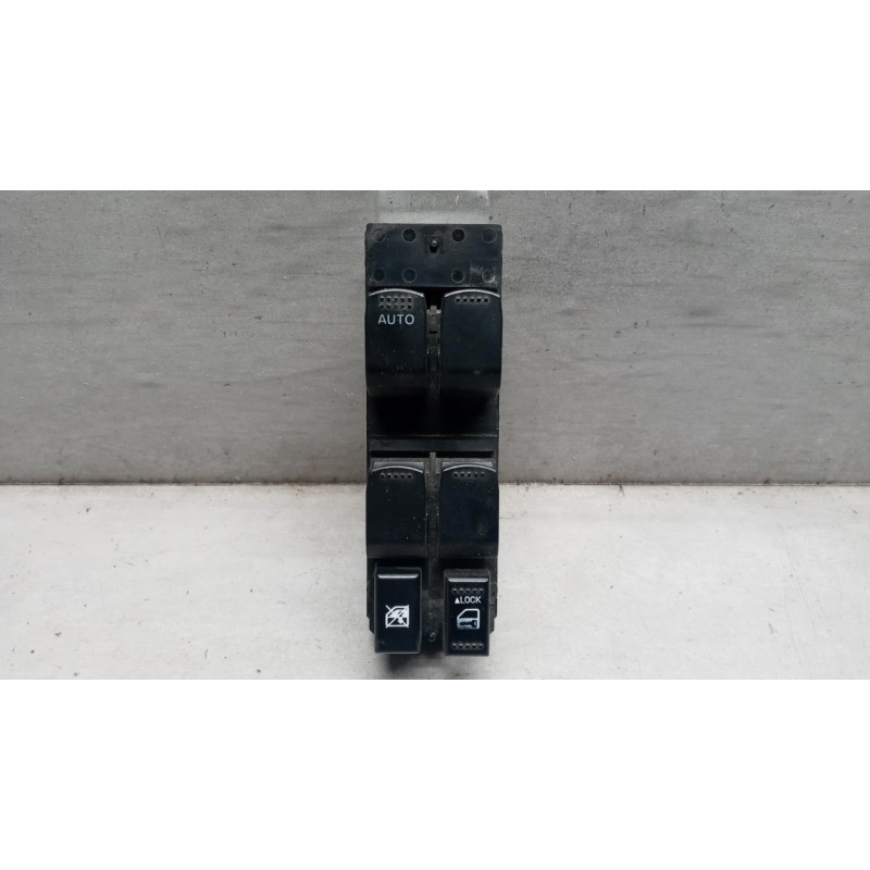 FIAT INTERRUTTORI E PULSANTI ALZAVETRI FIAT Sedici 2005>2009 usato