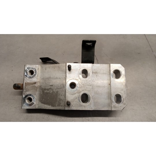 SUPPORTO CABINA SCANIA Serie G 2016> usato