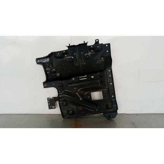 SUPPORTO PARAFANGO A/SX SCANIA Serie G 2016> usato