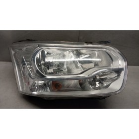 RIGHT HEADLIGHT FORD van...