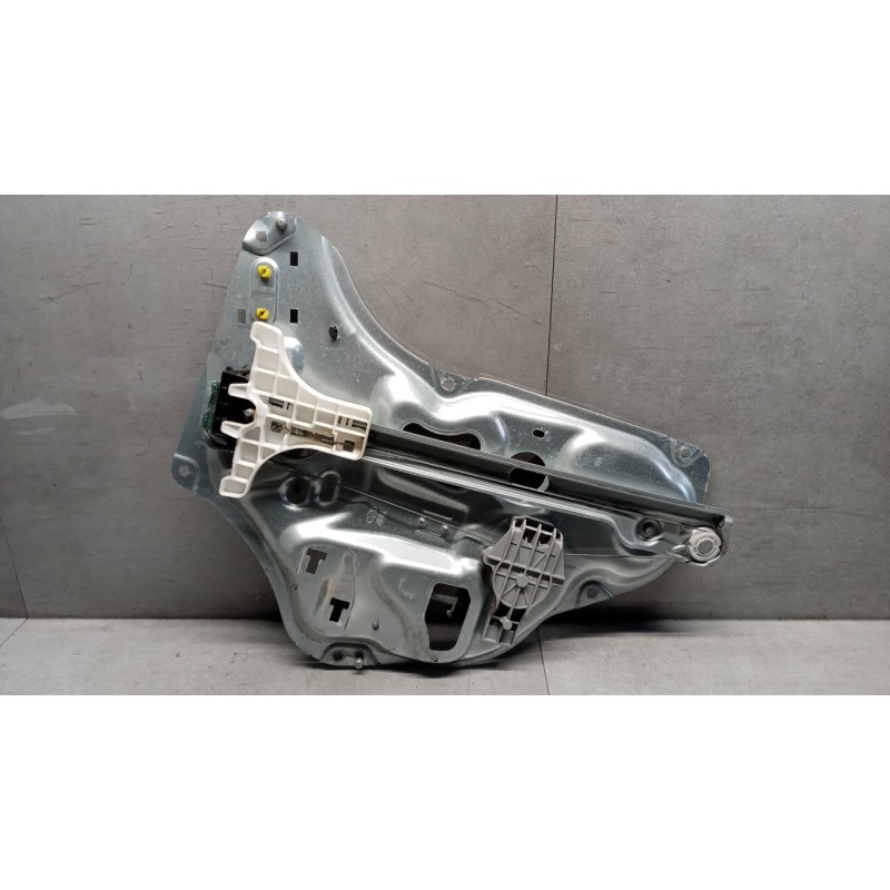 HYUNDAI ALZA VETRI POSTERIORI DESTRO HYUNDAI ix35 2009>2015 usato