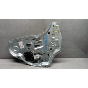 BACK RIGHT POWERED WINDOWS...