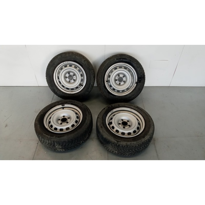 OPEL van KIT 4 CERCHI IN FERRO OPEL van Combo E 2018> usato