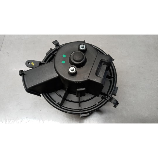 MOTORINO VENTILAZIONE INTERNA FIAT van Ducato 2014> usato