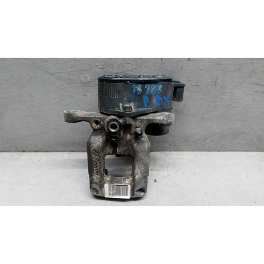 PINZA POSTERIORE DESTRA OPEL van Combo E 2018> usato