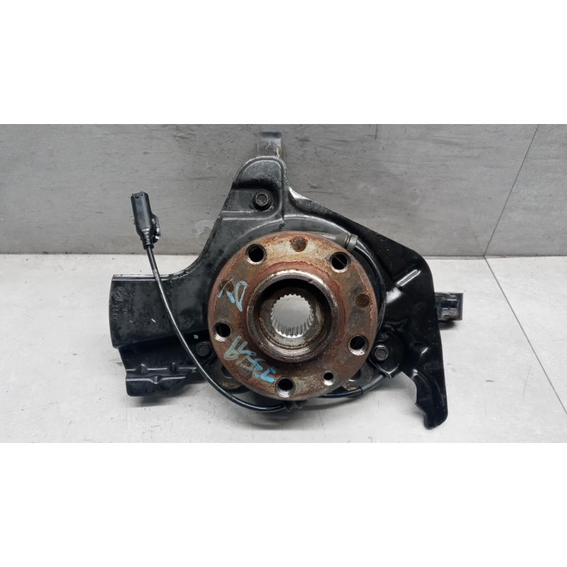 OPEL van MONTANTE COMPLETO DESTRO OPEL van Combo D 2012>2018 usato