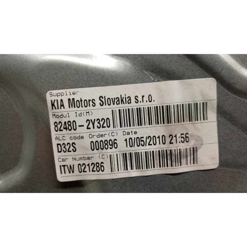 HYUNDAI ALZA VETRI ANTERIORI DESTRO HYUNDAI ix35 2009>2015 usato