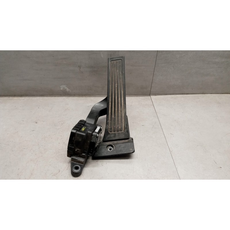 HYUNDAI PEDALE ACCELERAZIONE ELETTRONICO HYUNDAI ix35 2009>2015 usato