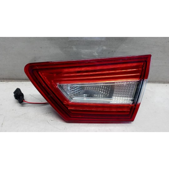 FARO POSTERIORE INTERNO DESTRO RENAULT Clio 2012>2016 usato