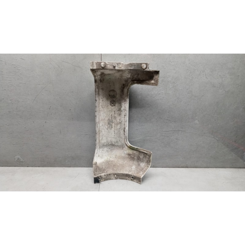 NISSAN truck DEVIATORE ARIA A/SX NISSAN truck Atleon usato