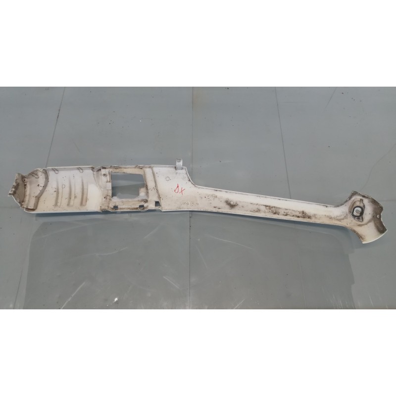 NISSAN truck PLASTICHE ESTERNE VARIE NISSAN truck Atleon used