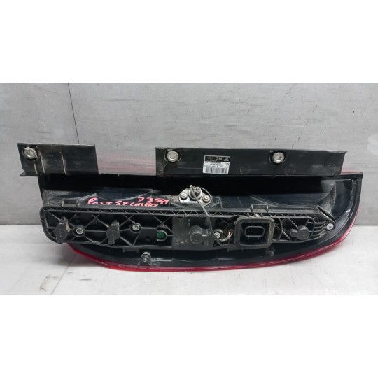 FARO POSTERIORE ESTERNO SINISTRO OPEL van Combo D 2012>2018 usato