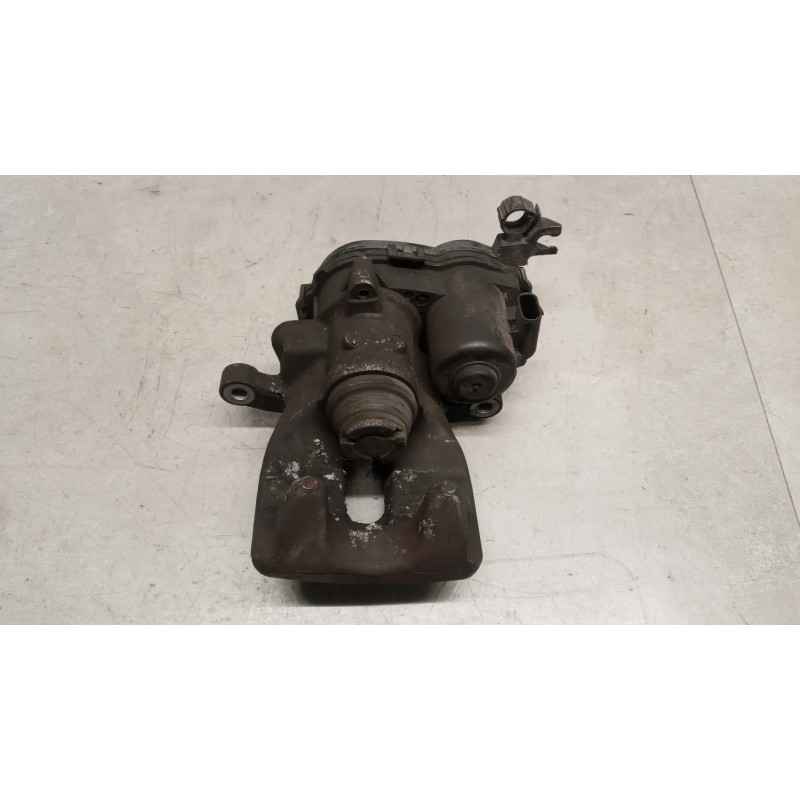MERCEDES-BENZ LEFT REAR CALIPER BRAKE  MERCEDES-BENZ Classe B (W246) 2014>2019 used