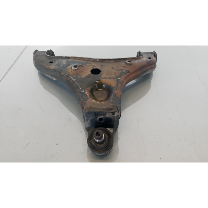 MERCEDES-BENZ van CONTROL ARM FRONT LOWER RIGHT  MERCEDES-BENZ van Sprinter 2013>2018 used
