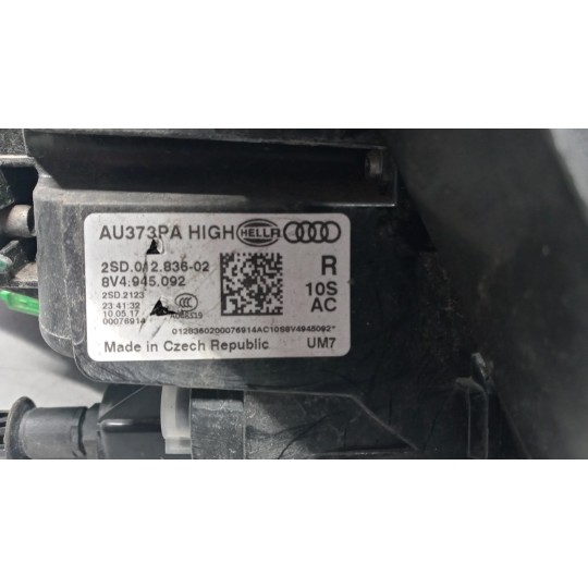 FARO POST ESTERNO LED DESTRO AUDI A3 Sportback 2016> usato