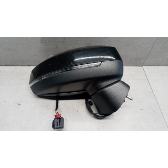 RIGHT ELETRIC REAR-VIEW MIRROR  AUDI A3 Sportback 2016> used